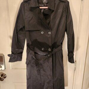 MECALA black double-breasted trench coat. New.